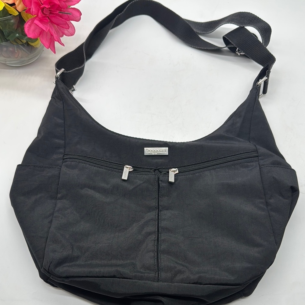 Baggallini Black Nylon Crossbody Bag NYB7886K